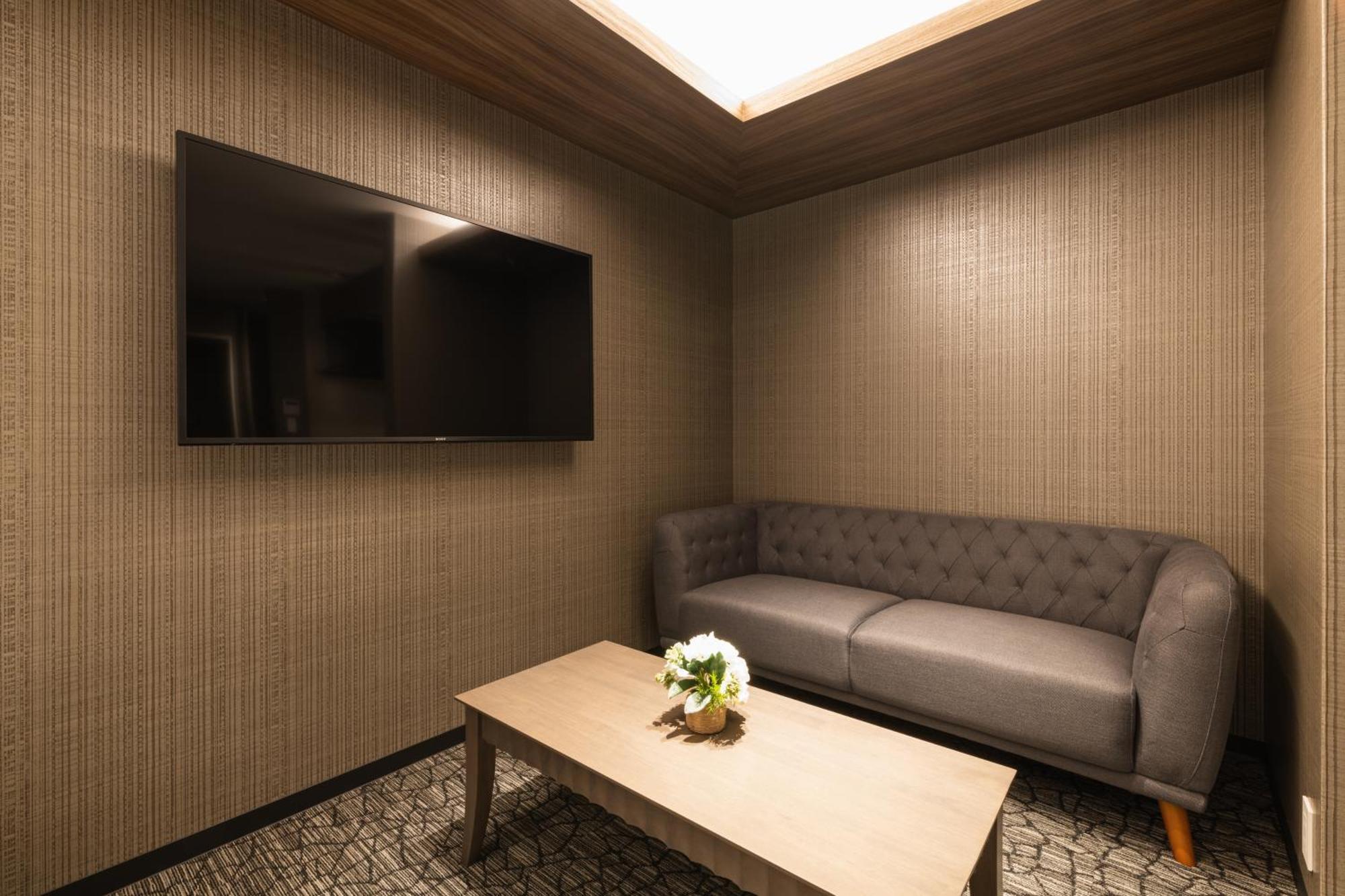 Grand Base Kagoshima Aparthotel Bagian luar foto