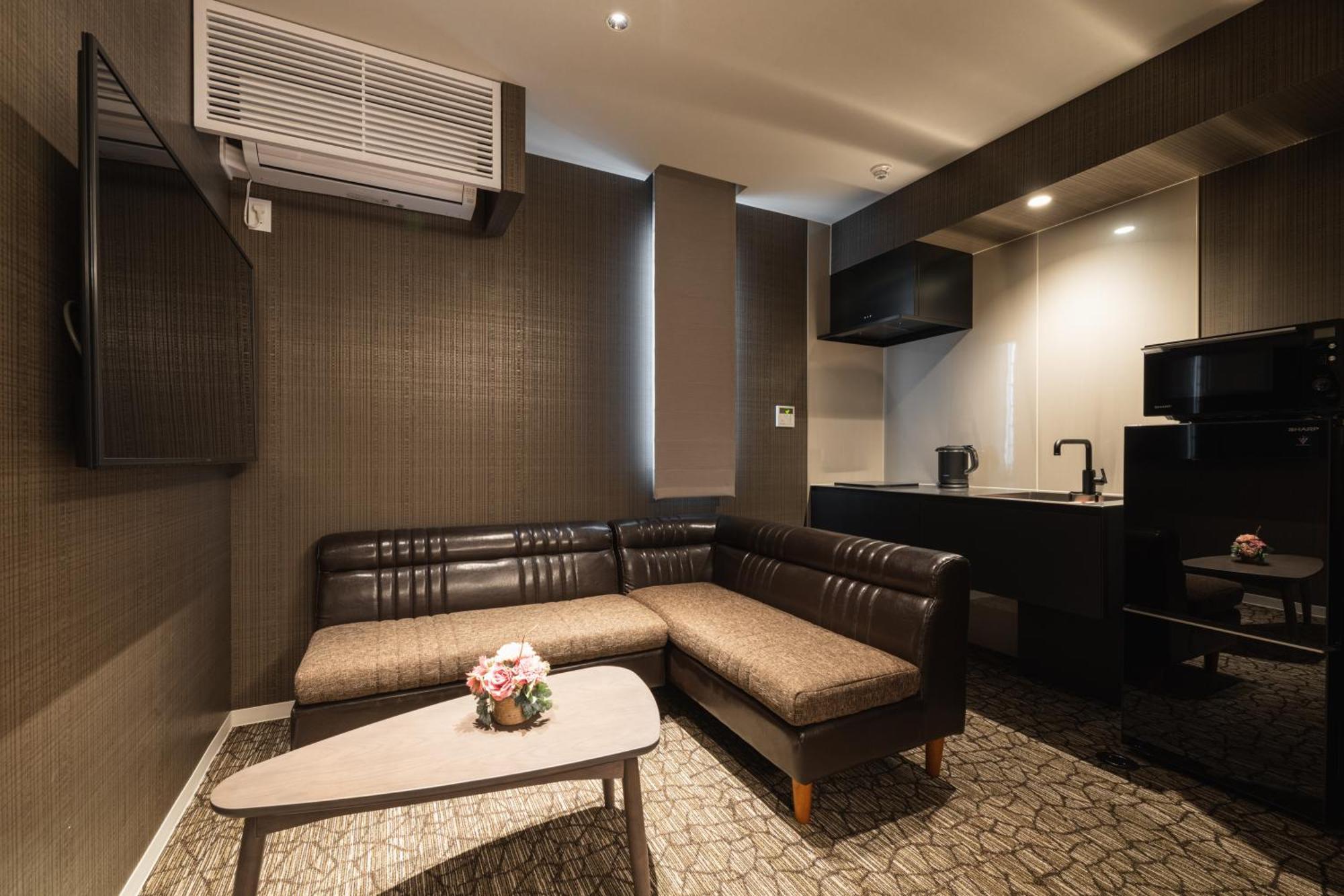 Grand Base Kagoshima Aparthotel Bagian luar foto